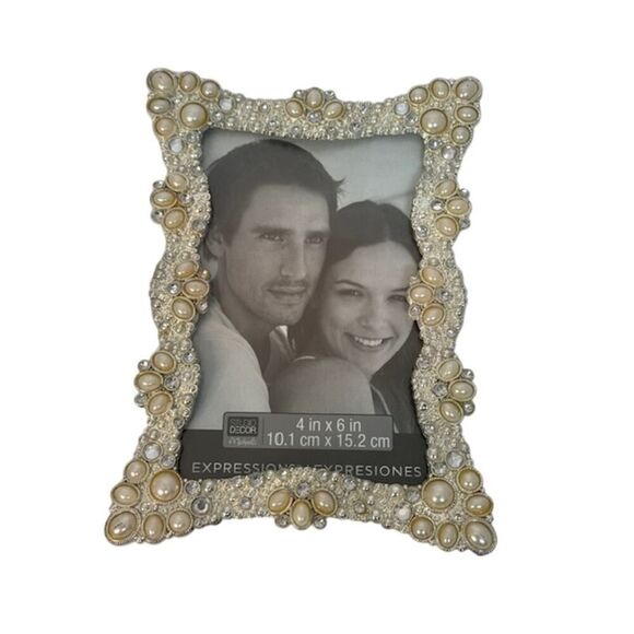 Studio Decor Photo Picture Frame Pearl & Crystal Wedding Bridal 4 x 6" - Picture 2 of 3